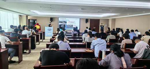 青島市工業(yè)和信息化局 賦能金融信息服務(wù)，助力產(chǎn)業(yè)轉(zhuǎn)型升級(jí)